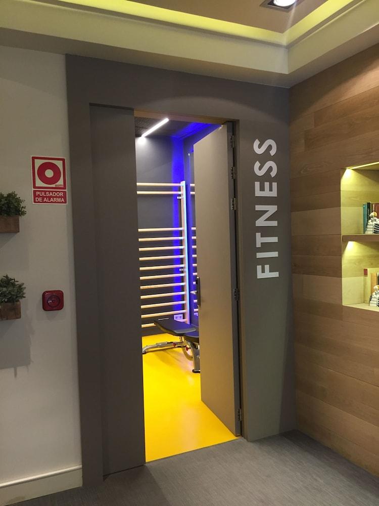 Habitus Hotel Leyre Pamplona Ngoại thất bức ảnh