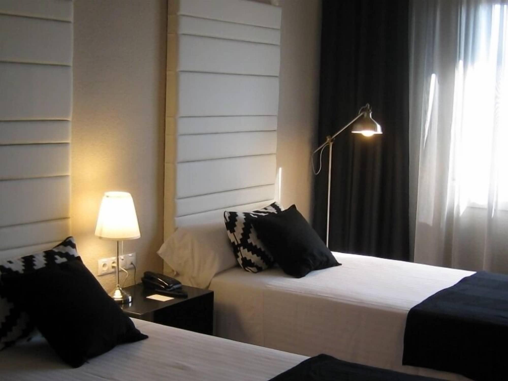 Habitus Hotel Leyre Pamplona Ngoại thất bức ảnh