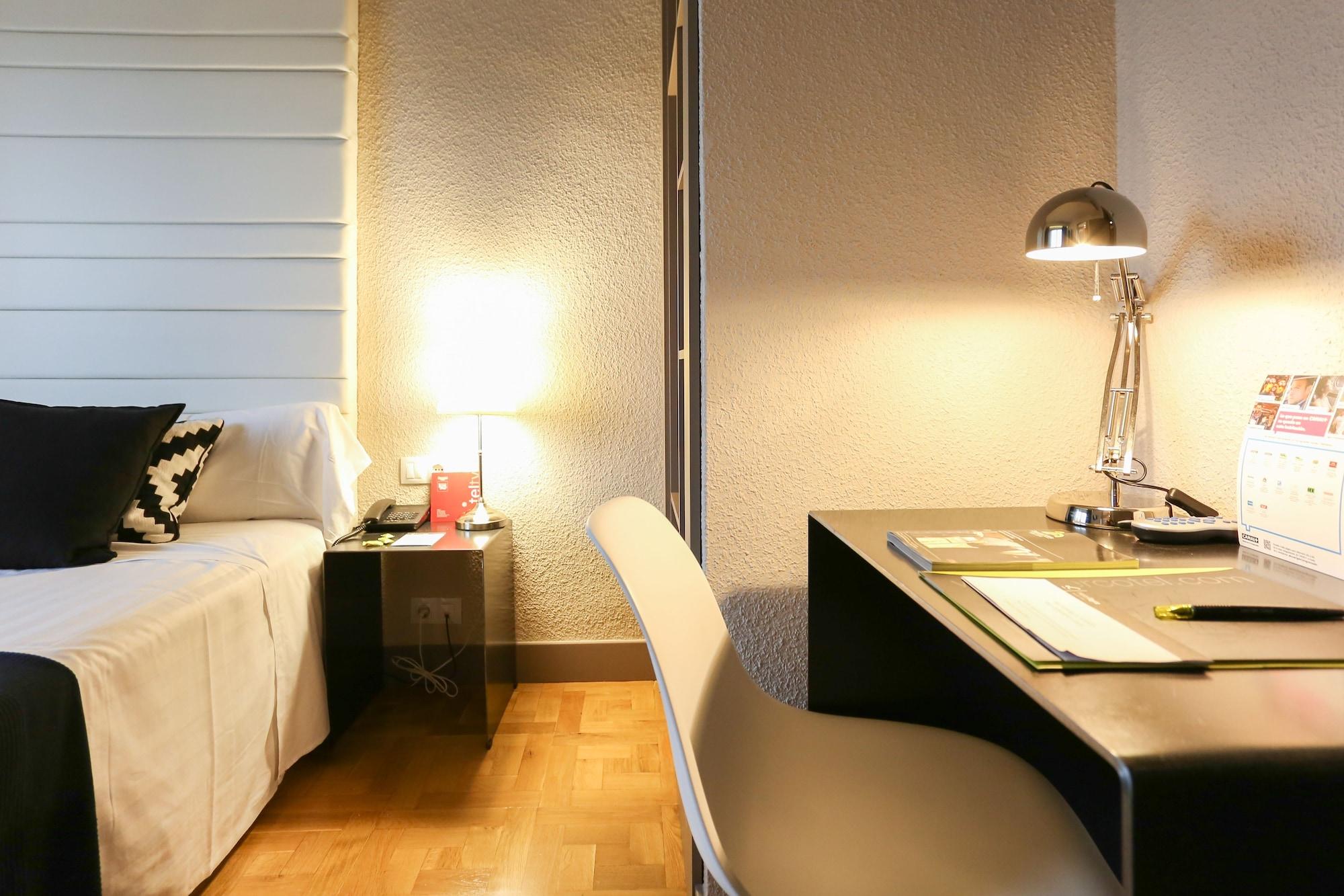 Habitus Hotel Leyre Pamplona Ngoại thất bức ảnh