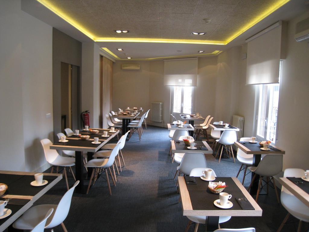 Habitus Hotel Leyre Pamplona Ngoại thất bức ảnh