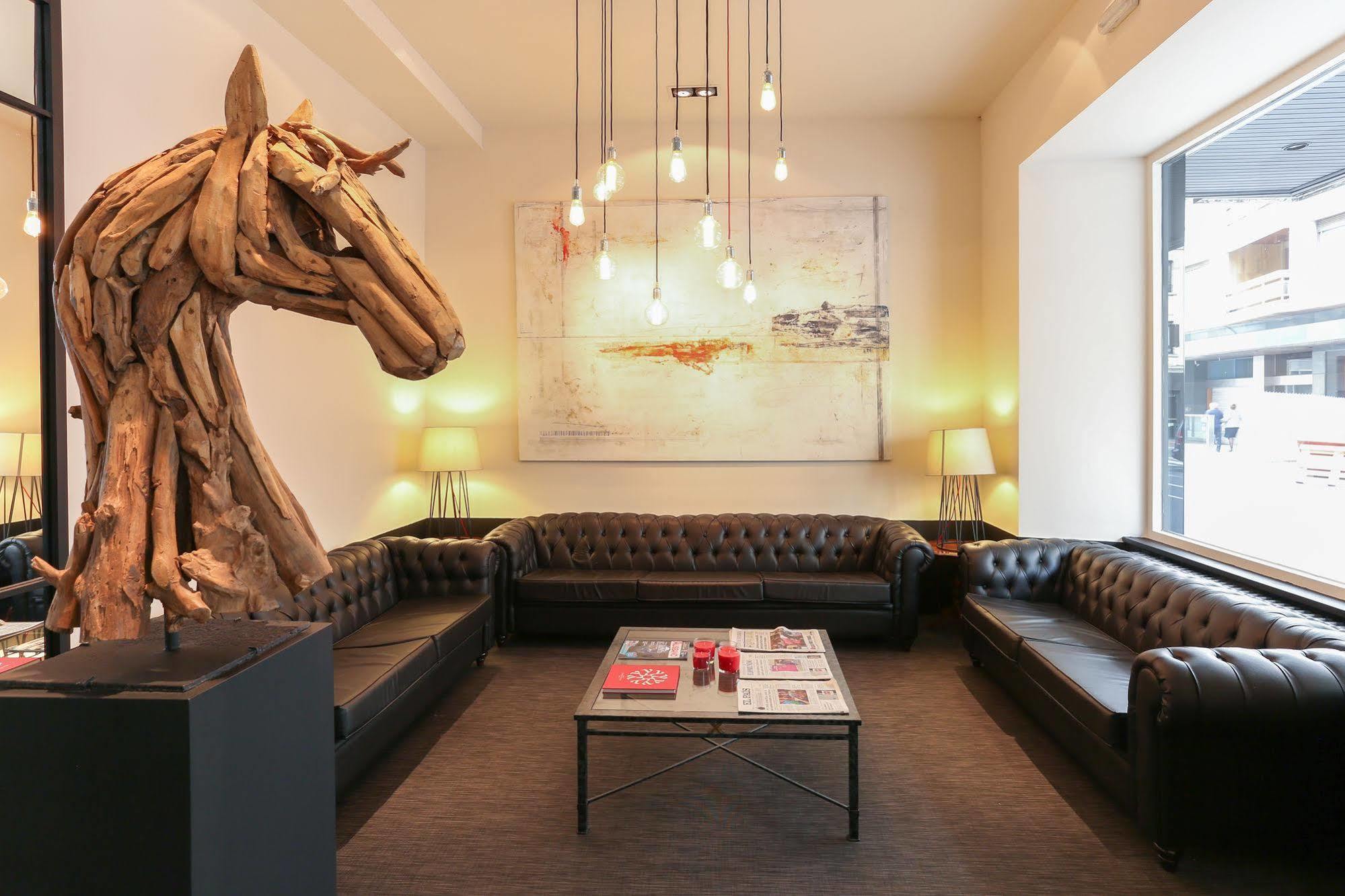 Habitus Hotel Leyre Pamplona Ngoại thất bức ảnh